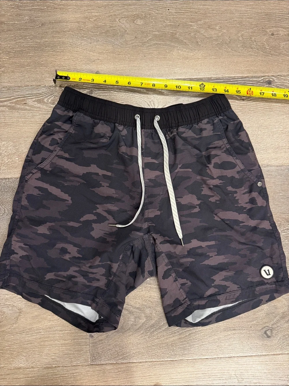 Vuori Shorts Men L Kore 7